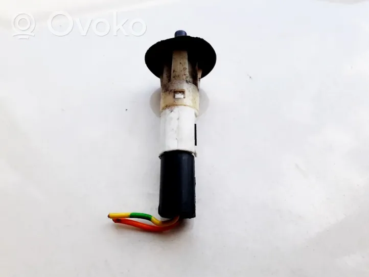 Peugeot 406 Priekšpusē durvju atvēršanas / aizvēršanas sensors (pīkstulis) 