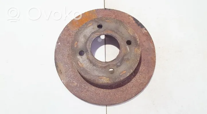 Nissan Primera Aizmugurējais bremžu disks neventiliuojamas