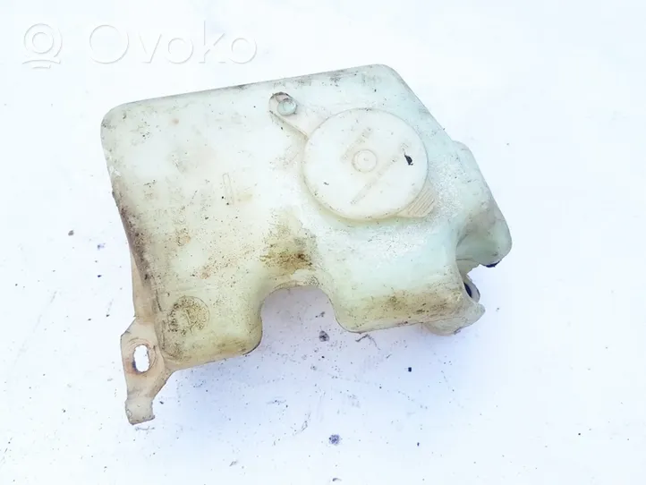 Volvo S40 Бачок оконной жидкости 0023935