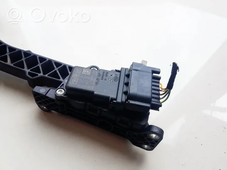 Ford Kuga I Accelerator throttle pedal 3M519F836BH