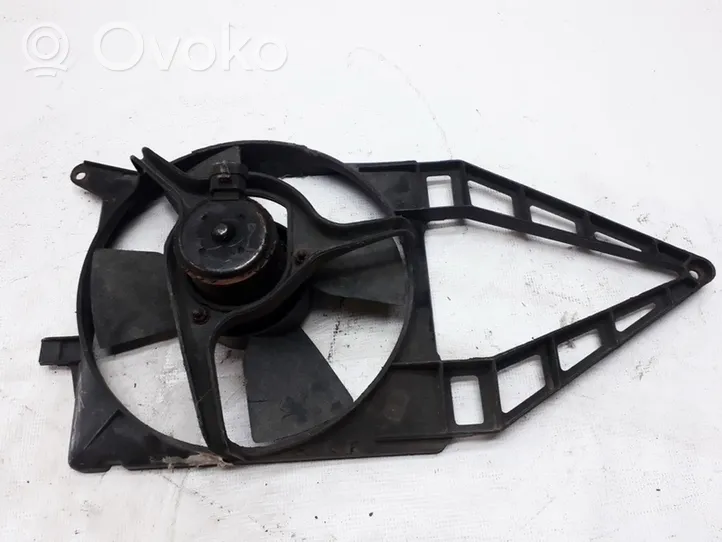 Opel Tigra A Radiator cooling fan shroud 