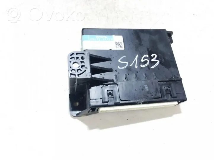 Toyota RAV 4 (XA30) Module confort 8865042230