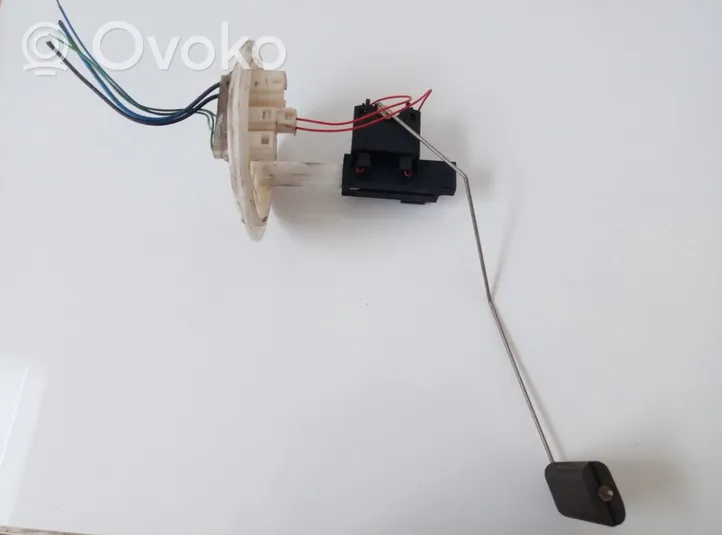 Volvo S60 Fuel level sensor 19012