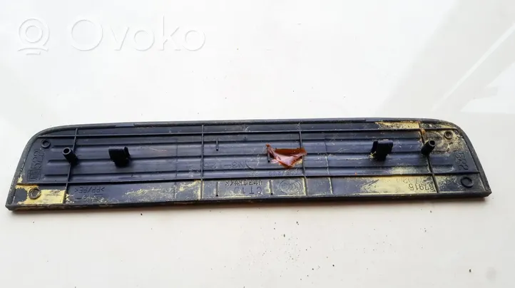 Toyota Prius (XW20) Listwa progowa tylna 6791547020