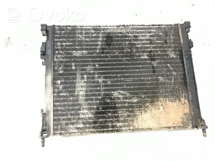 Renault Trafic II (X83) Coolant radiator 8200073817