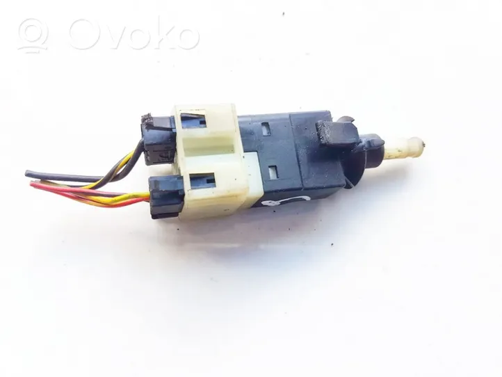 Mercedes-Benz E W210 Brake pedal sensor switch 0015452109