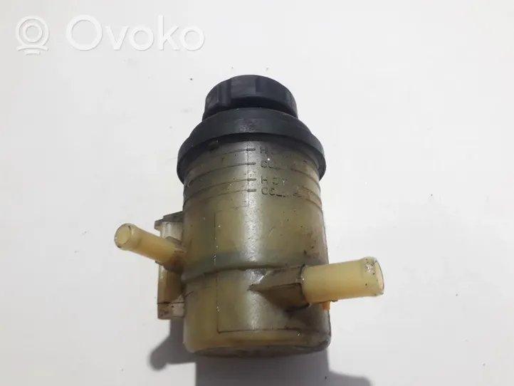 Hyundai Sonata Power steering fluid tank/reservoir 