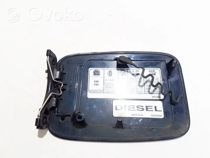 Volvo V50 Bouchon, volet de trappe de réservoir à carburant 30640300