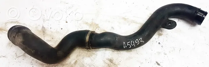 Volkswagen PASSAT B5 Tube d'admission de tuyau de refroidisseur intermédiaire 8D0145844A