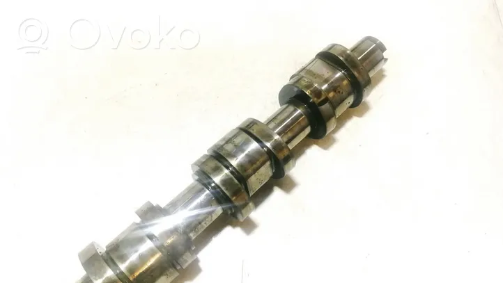 Volkswagen PASSAT B6 Camshaft 