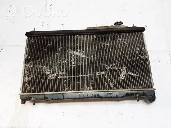 Subaru Legacy Radiateur de refroidissement 0890623