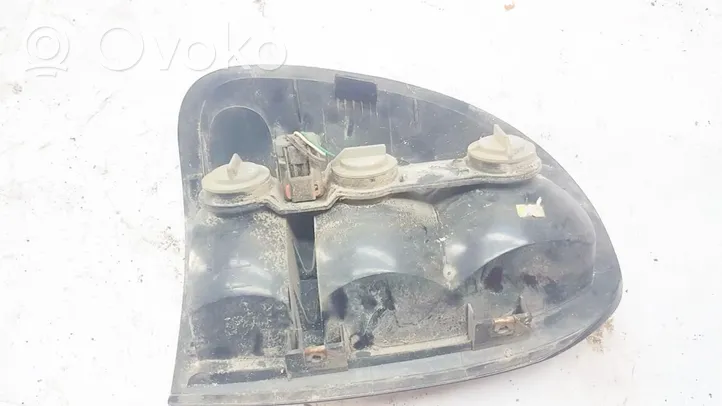 Dodge Caravan Lampa przednia 379401a