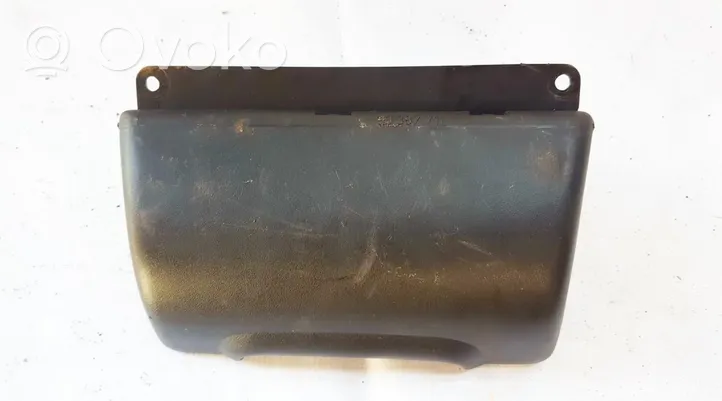 Opel Corsa B Peleninė panelėje 008262672