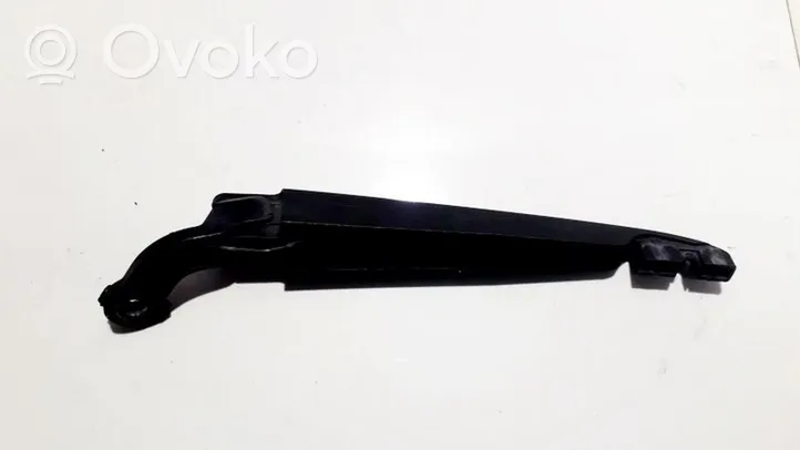 Volvo V50 Braccio della spazzola tergicristallo posteriore 30753272