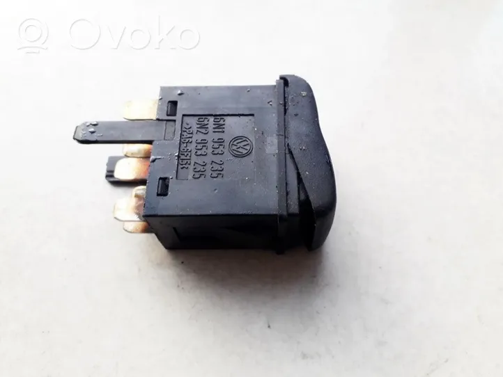 Volkswagen Polo III 6N 6N2 6NF Hazard light switch 6N1953235