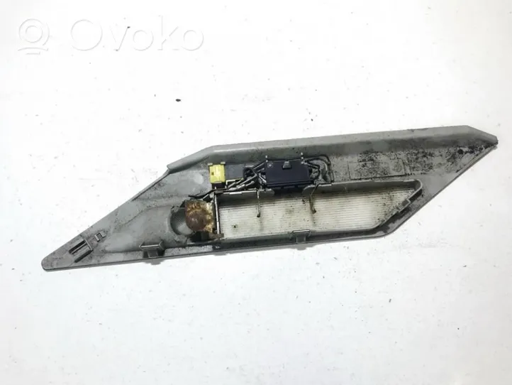 BMW 7 E38 Illuminazione sedili anteriori 63318368844