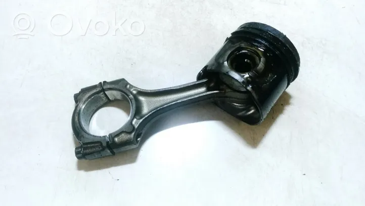 Toyota Avensis T220 Piston avec bielle 