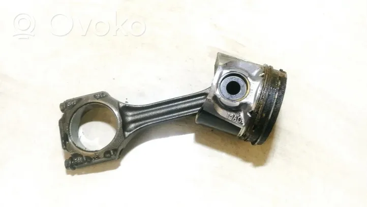 Volkswagen PASSAT B4 Piston 028h