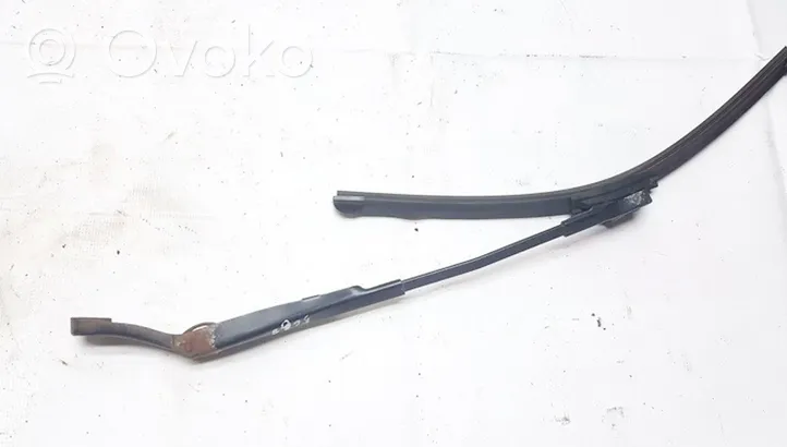 Volkswagen PASSAT B5.5 Braccio della spazzola tergicristallo anteriore 3b1955409c