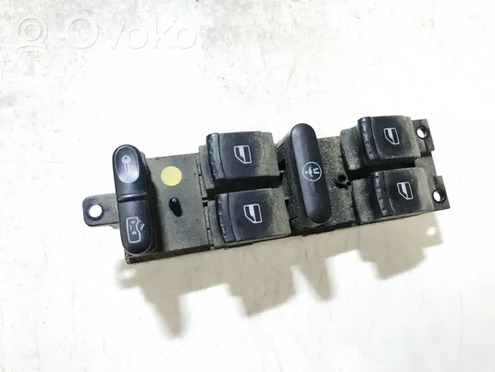 Volkswagen Bora Electric window control switch 1j4959857b