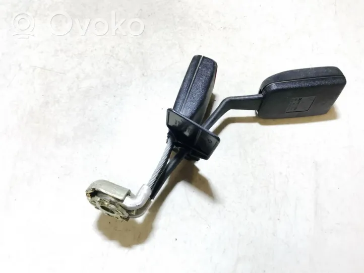 Volkswagen PASSAT B5 Boucle de ceinture de sécurité arrière 3b0857739