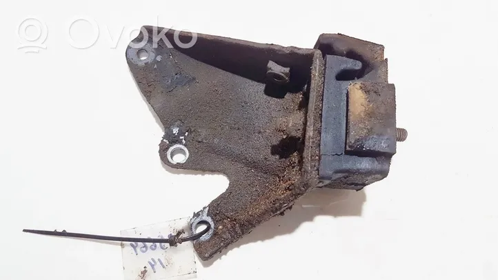 Ford Fiesta Engine mount bracket 