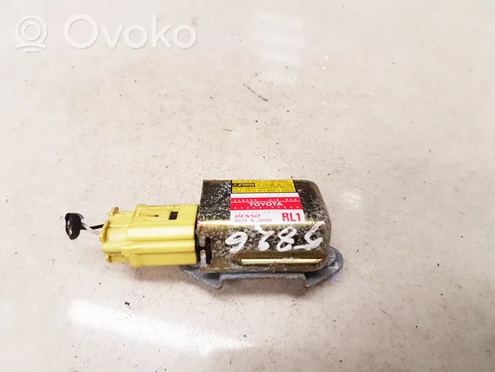 Toyota Prius (XW20) Sensore d’urto/d'impatto apertura airbag 8986047040