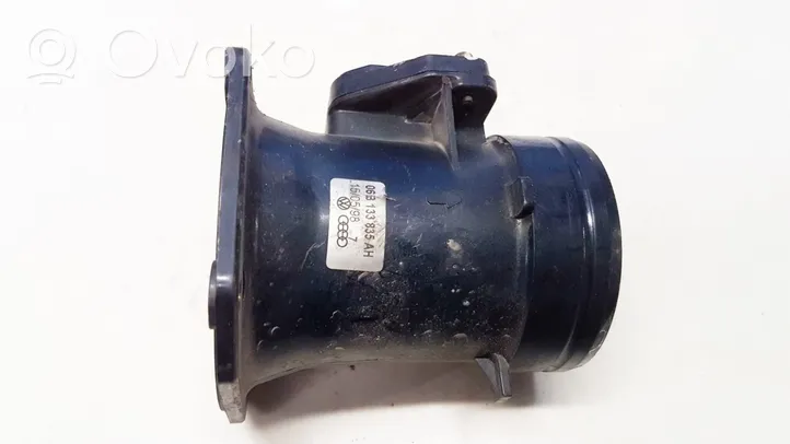 Volkswagen PASSAT B5 Mass air flow meter 058133471