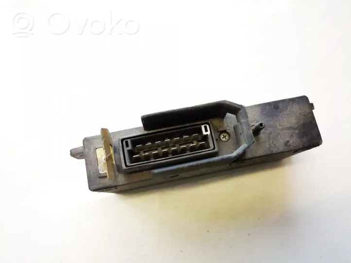 Audi 80 90 B3 Altre centraline/moduli 811907397C