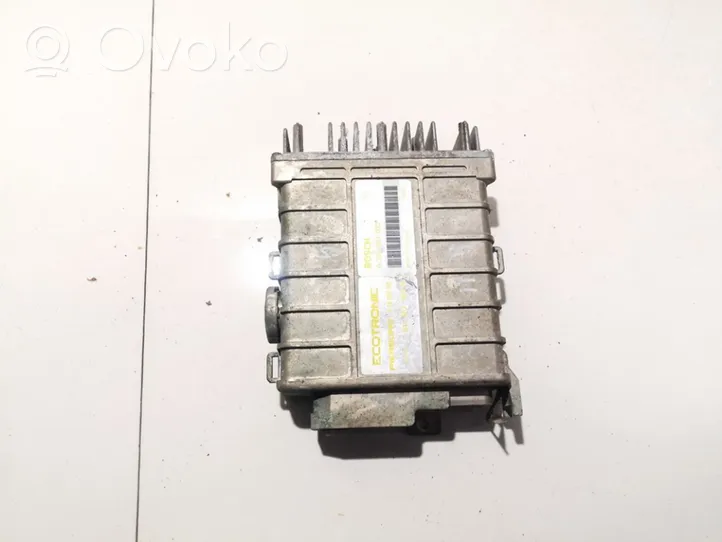 Volkswagen Golf II Sterownik / Moduł ECU 811907383b