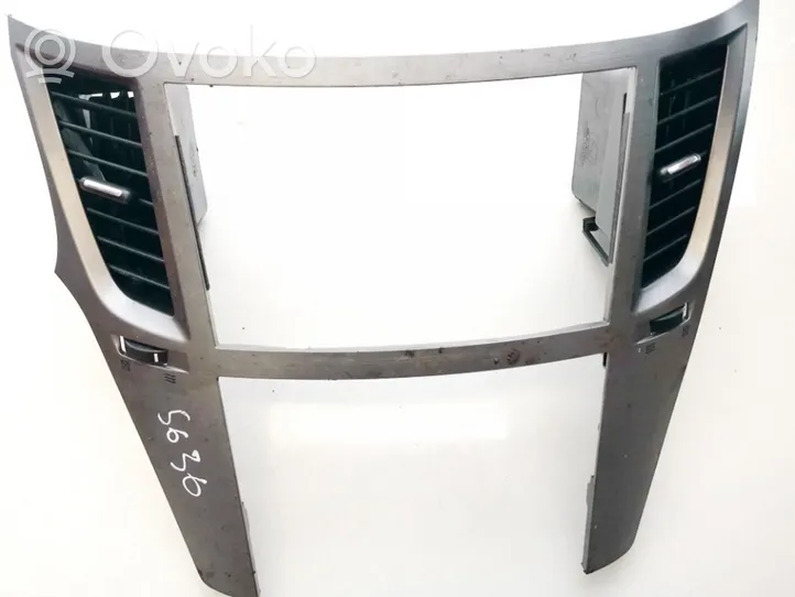 Subaru Outback Grille d'aération centrale 66110aj030