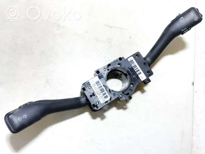 Audi TT Mk1 Leva/interruttore dell’indicatore di direzione e tergicristallo 4b0953503g