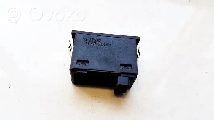 BMW 3 E46 Antipraslidimo/ sukibimo (ASR) jungtukas 61316901591