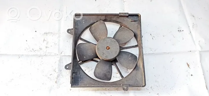 KIA Carnival Radiator cooling fan shroud 0k55215025