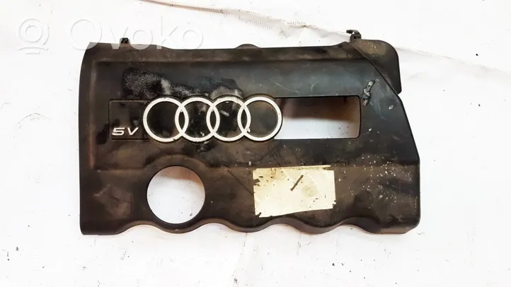 Audi A4 S4 B5 8D Variklio dangtis (apdaila) 058103724C