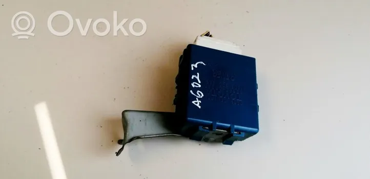 Toyota Yaris Door control unit/module 859800d020