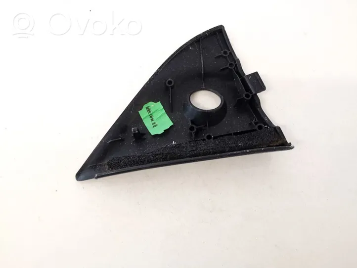 Toyota Yaris Inne części wnętrza samochodu 674910d020