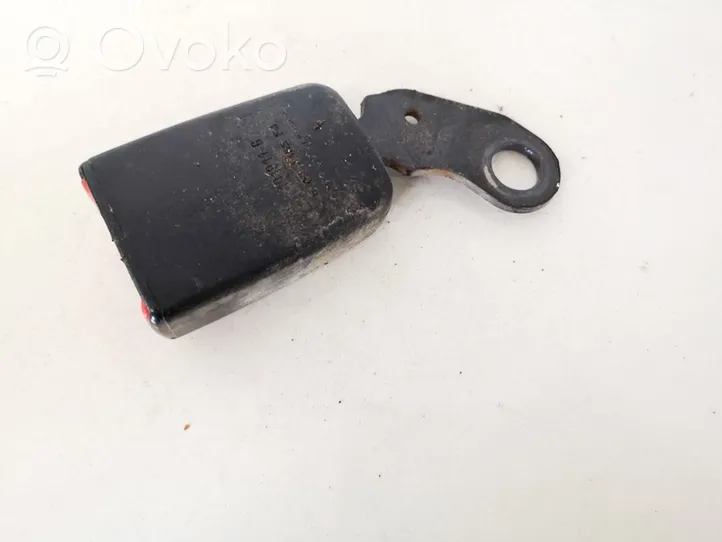 Mitsubishi Carisma Takaistuimen turvavyön solki 101911g