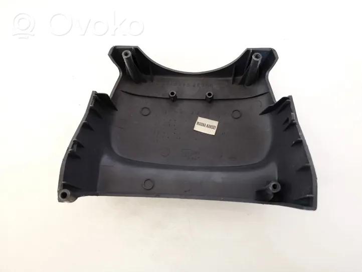 Nissan Primera Garniture de colonne de volant 484702f000