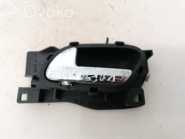 Citroen C4 I Klamka wewnętrzna drzwi tylnych 13G10018