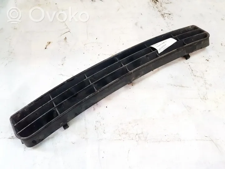 Audi A6 S6 C4 4A Front bumper lower grill JUODAS