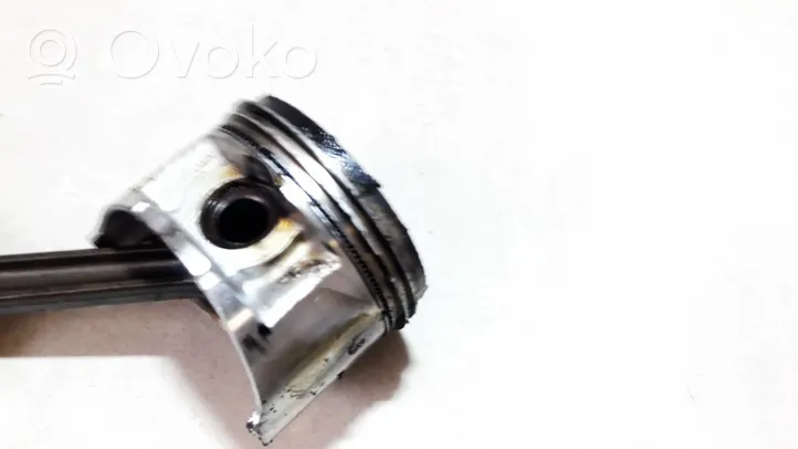 Honda Accord Piston avec bielle poe24