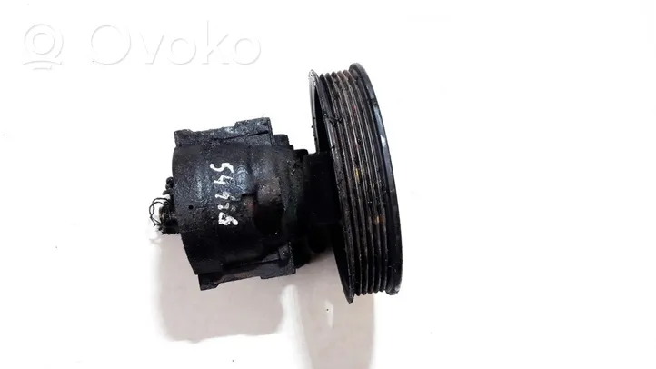 Opel Corsa B Pompe de direction assistée 26051533