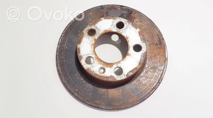 Volkswagen Golf IV Rear brake disc neventiliuojamas