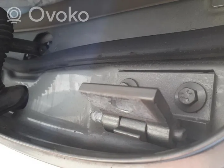 Volvo XC90 Rear door lower hinge 