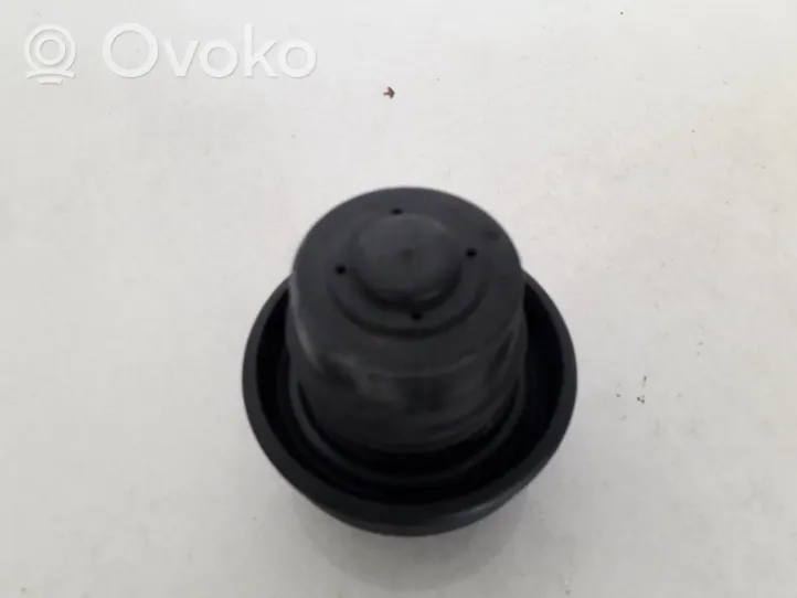 Volvo S40, V40 Tappo del serbatoio del carburante 