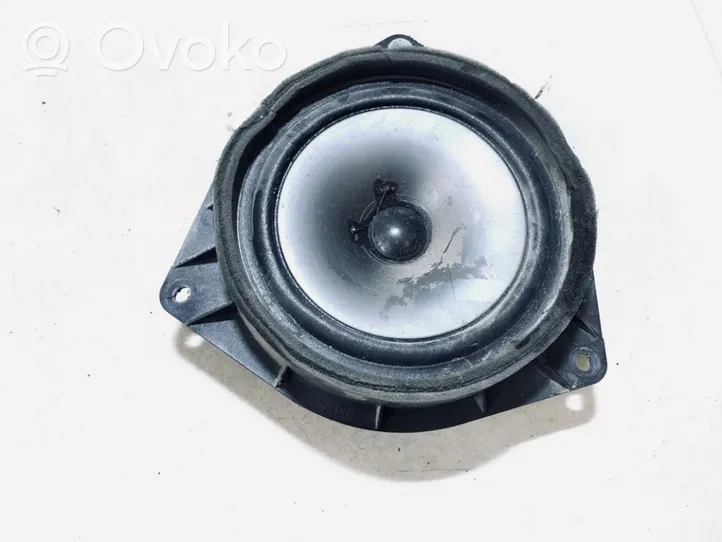 Toyota Yaris Verso Głośnik drzwi przednich 8616052020