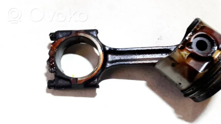 Volvo S70  V70  V70 XC Piston with connecting rod 