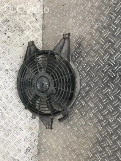 KIA Carnival Radiator cooling fan shroud 