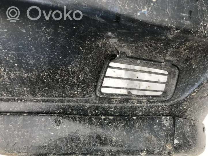 Volvo S40, V40 Etupuskurin alempi jäähdytinsäleikkö 